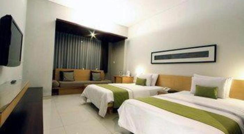 Mitra Bandung Hotel Exterior foto
