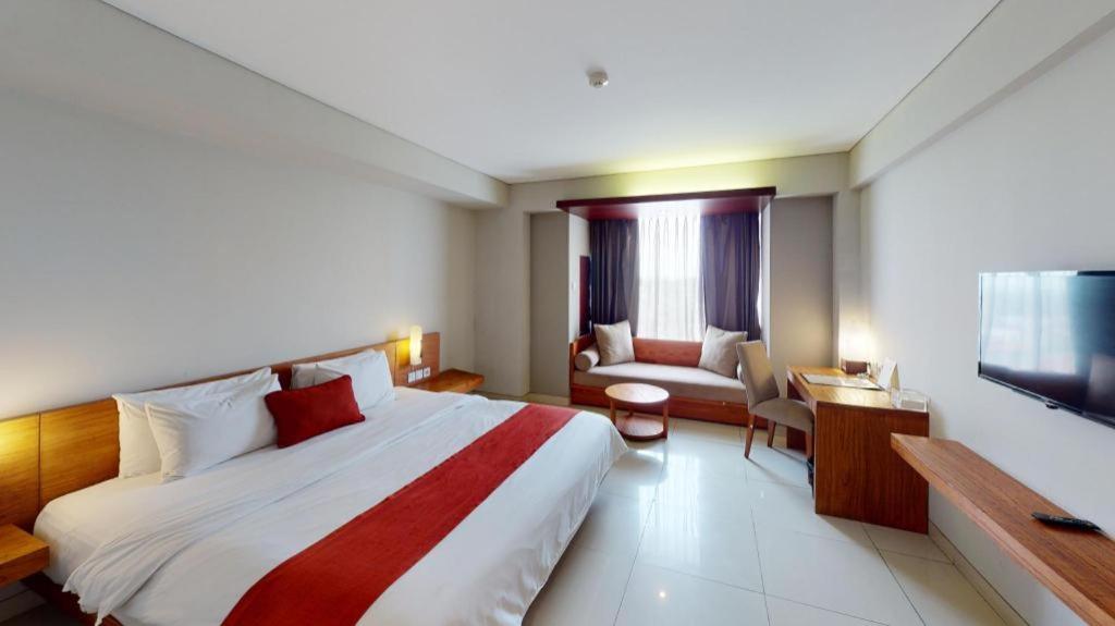 Mitra Bandung Hotel Exterior foto